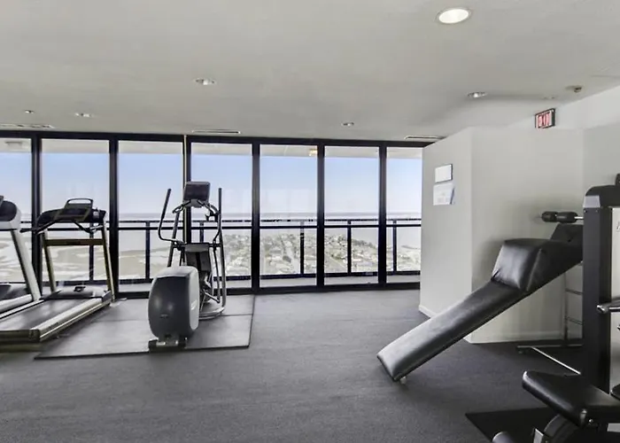 Holiday home Bright Waterfront With Balcony Incredible Views Pools & Gym *
